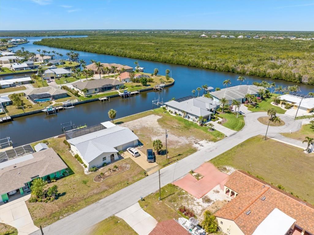 143 Leland Street SW Port Charlotte FL 33952 - PECKHAM WATERWAY C7507345 image2