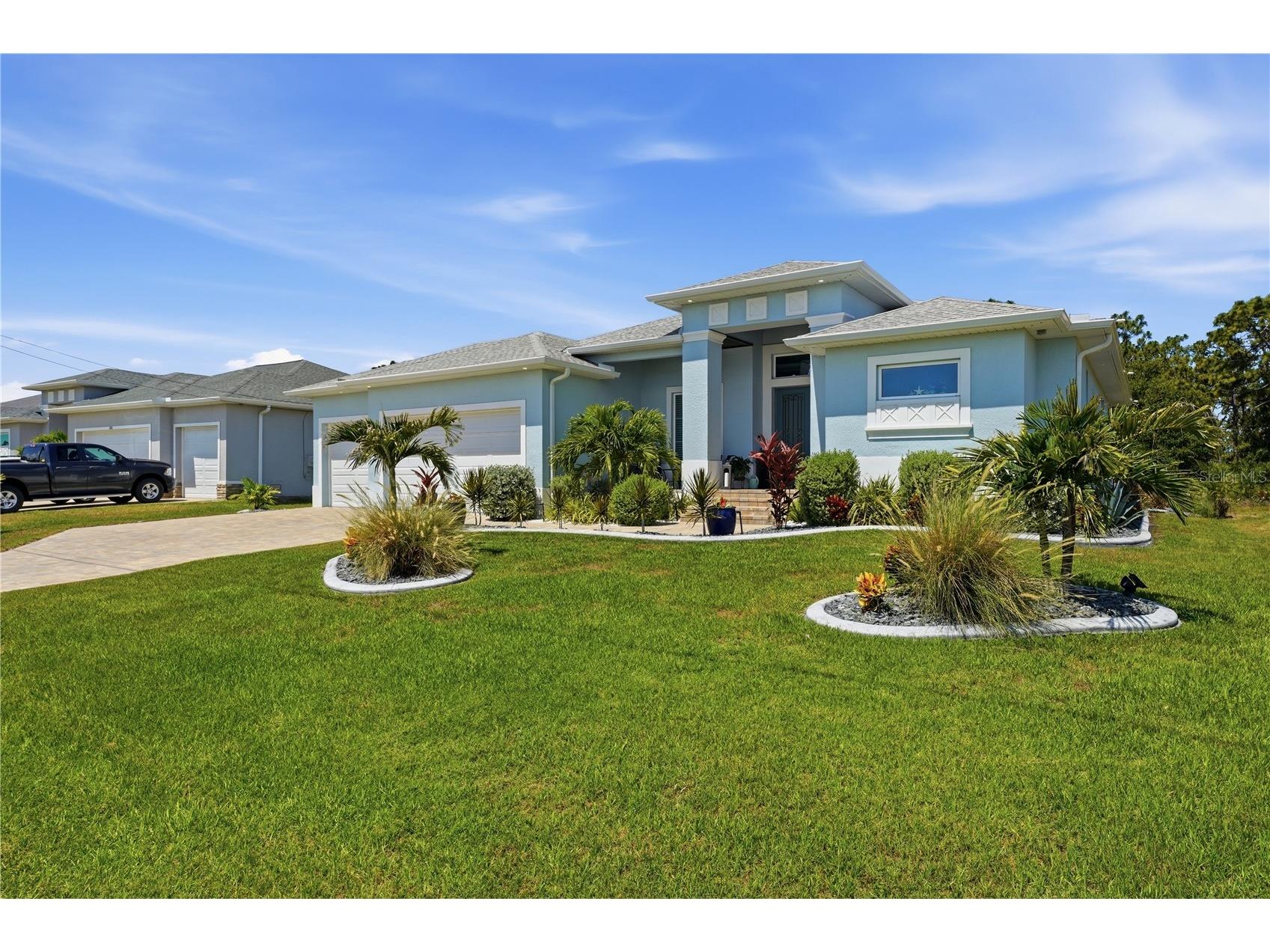 143 Long Meadow Lane Rotonda West FL 33947 D6147871 image1
