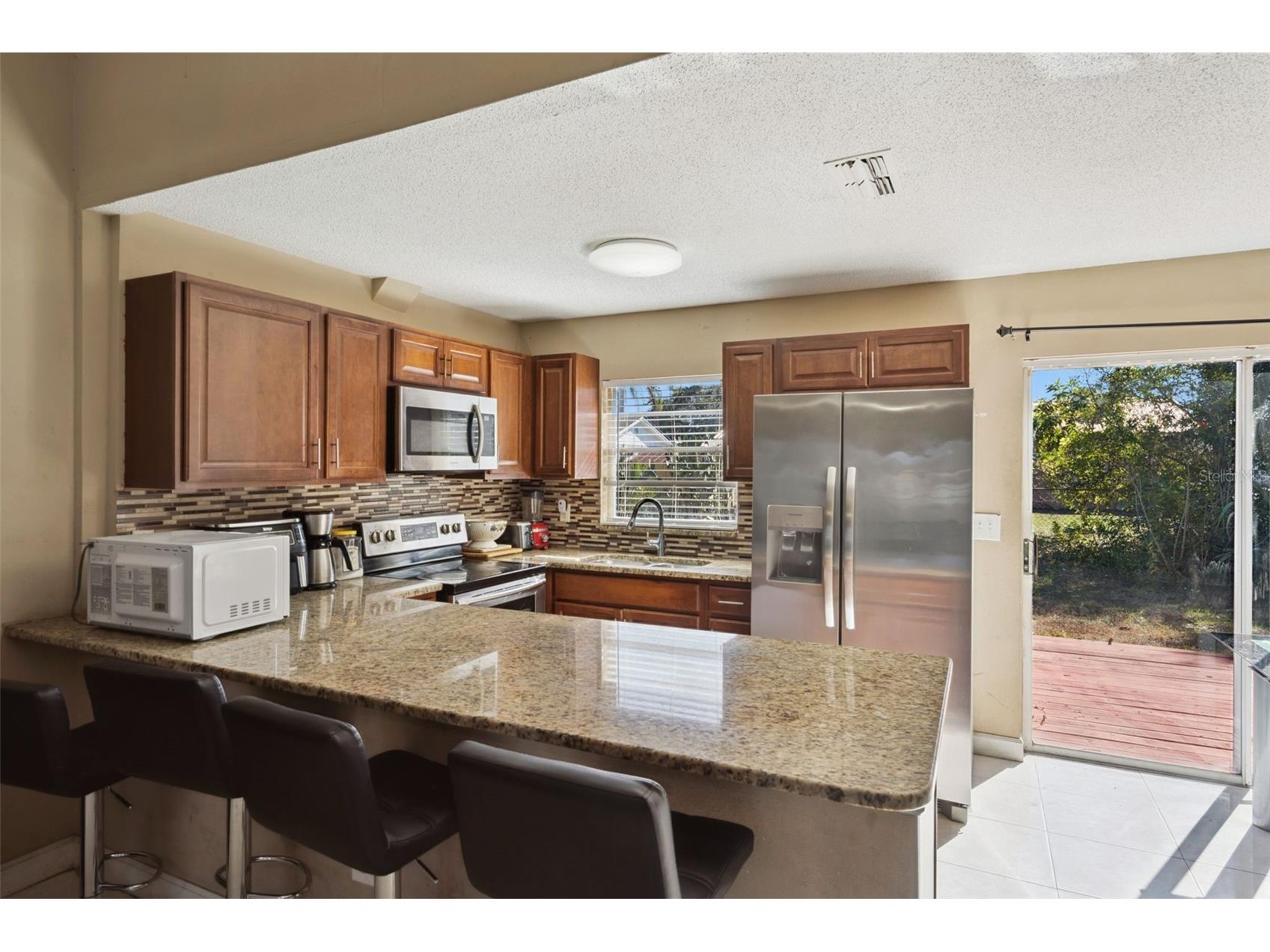 143 Mante Drive Kissimmee FL 34743 O6379670 image3