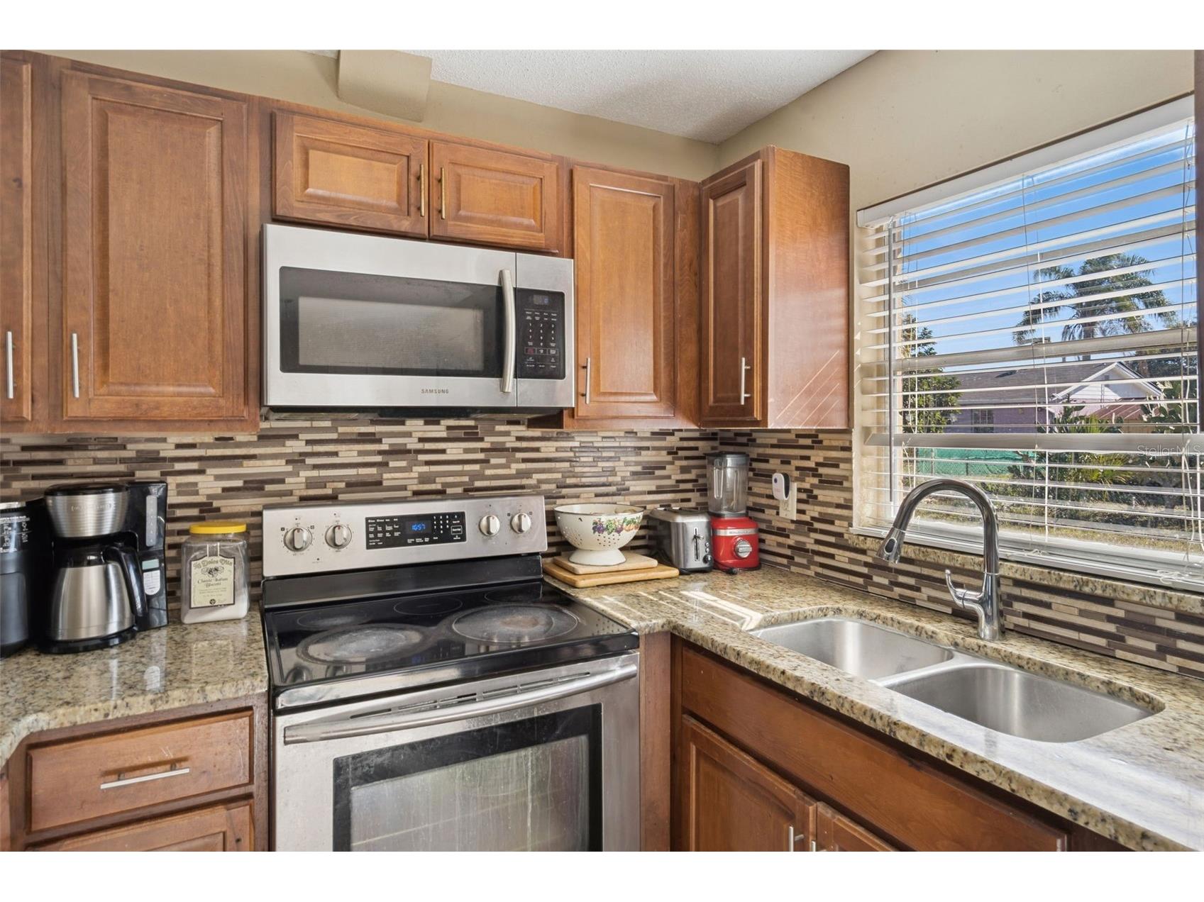 143 Mante Drive Kissimmee FL 34743 O6379670 image5