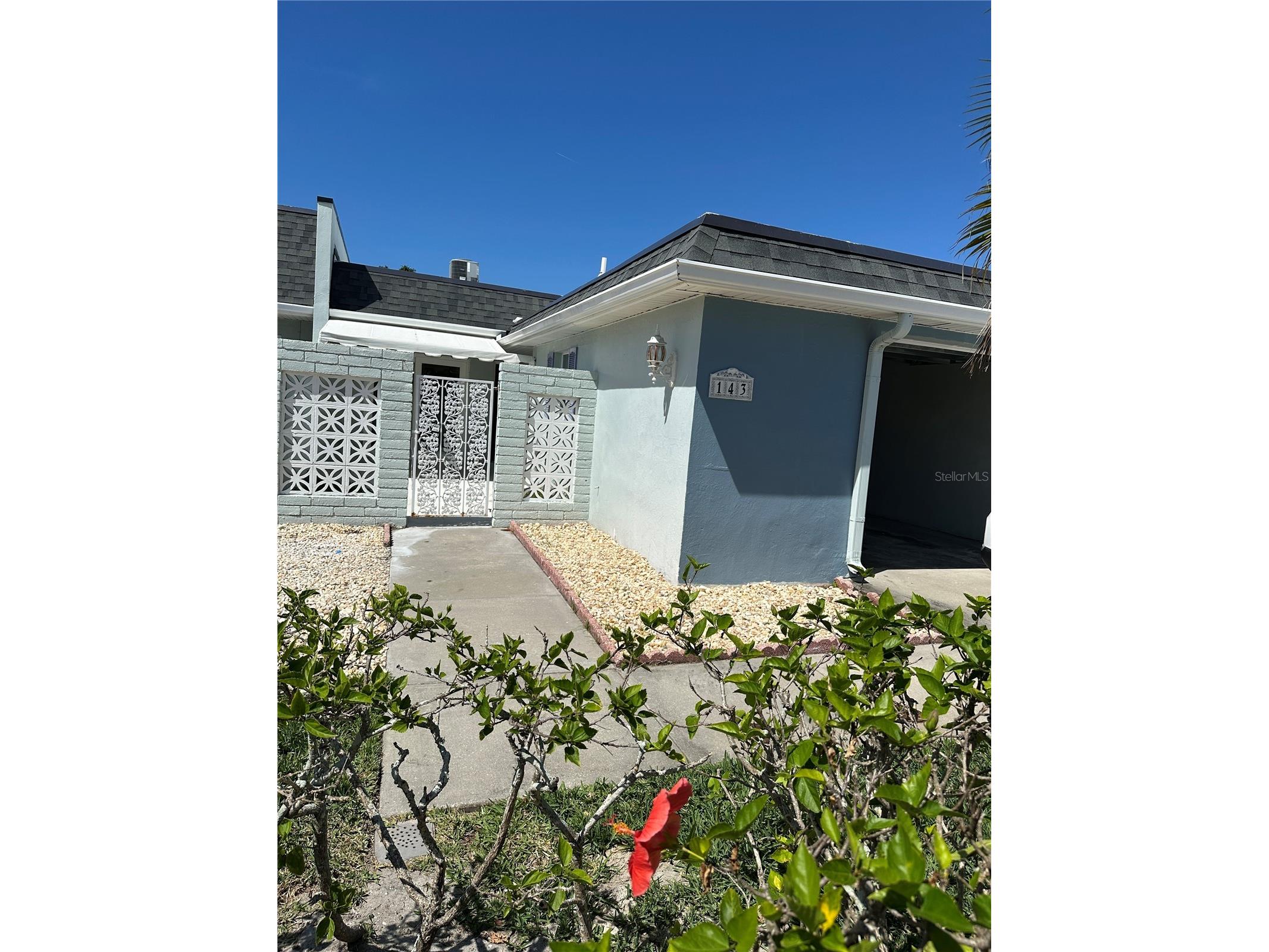 143 N Boca Ciega Point Saint Petersburg FL 33708 TB8495179 image1