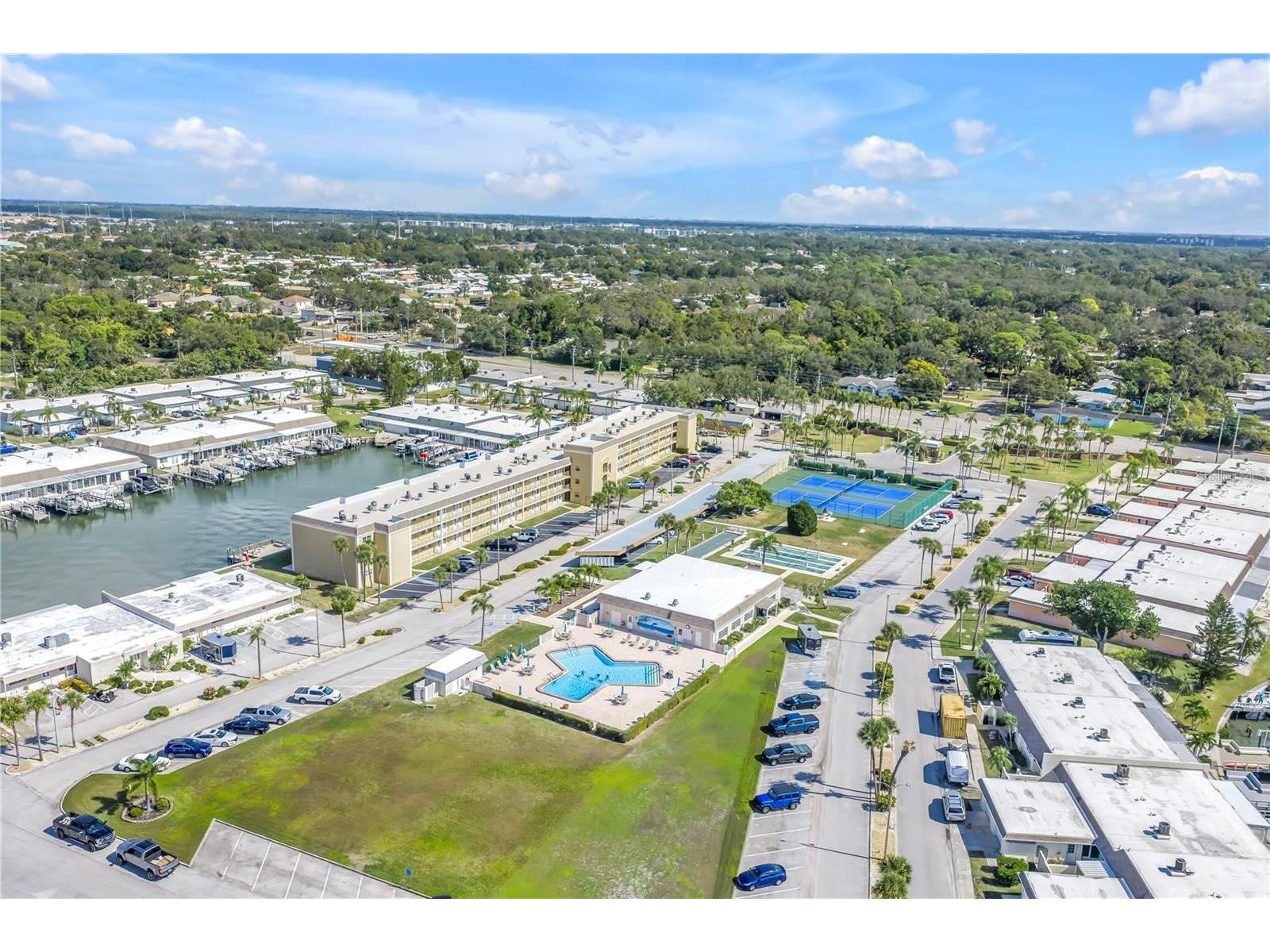143 N Boca Ciega Point Saint Petersburg FL 33708 TB8495179 image6