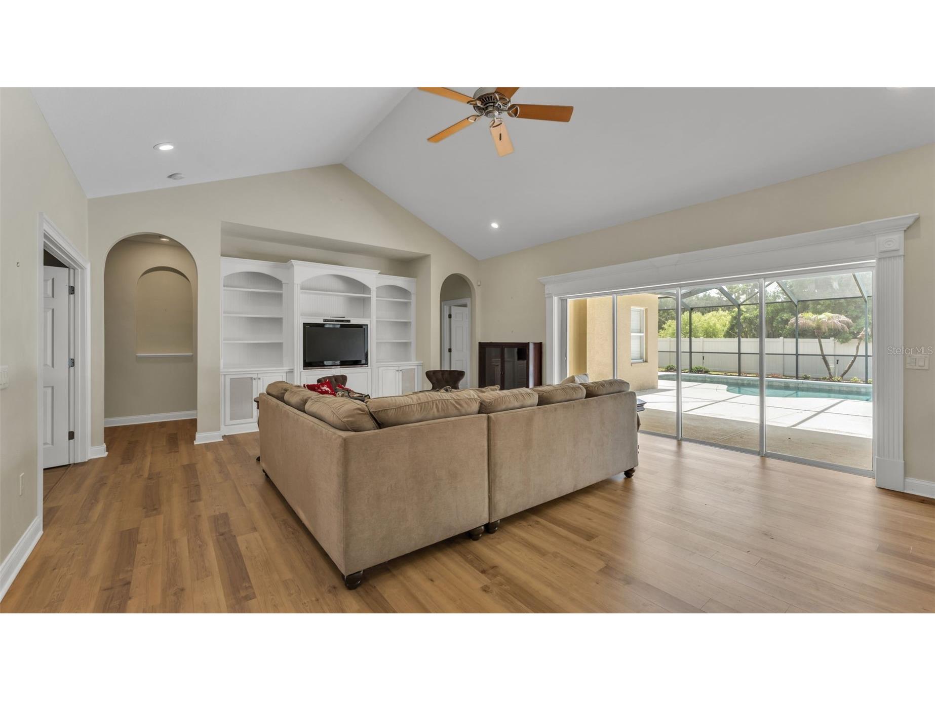 143 Shannon Oaks Drive Lakeland FL 33813 L4961630 image13