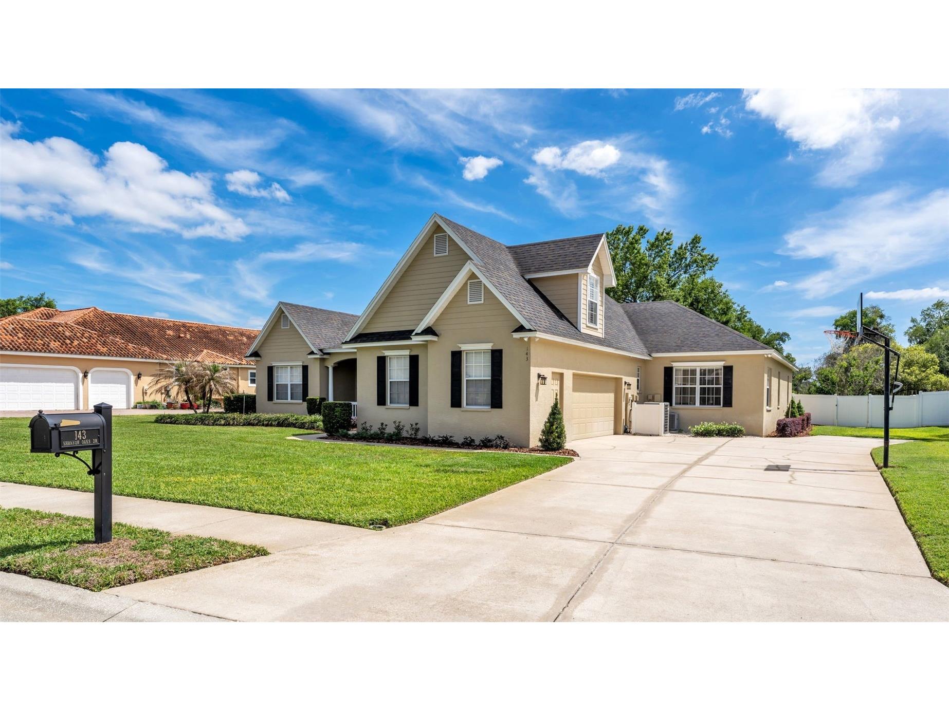 143 Shannon Oaks Drive Lakeland FL 33813 L4961630 image2