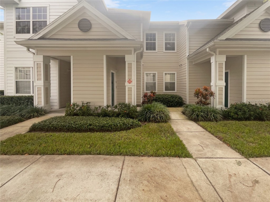 143 Southern Pecan Circle #203 Winter Garden FL 34787 O6156362 image1