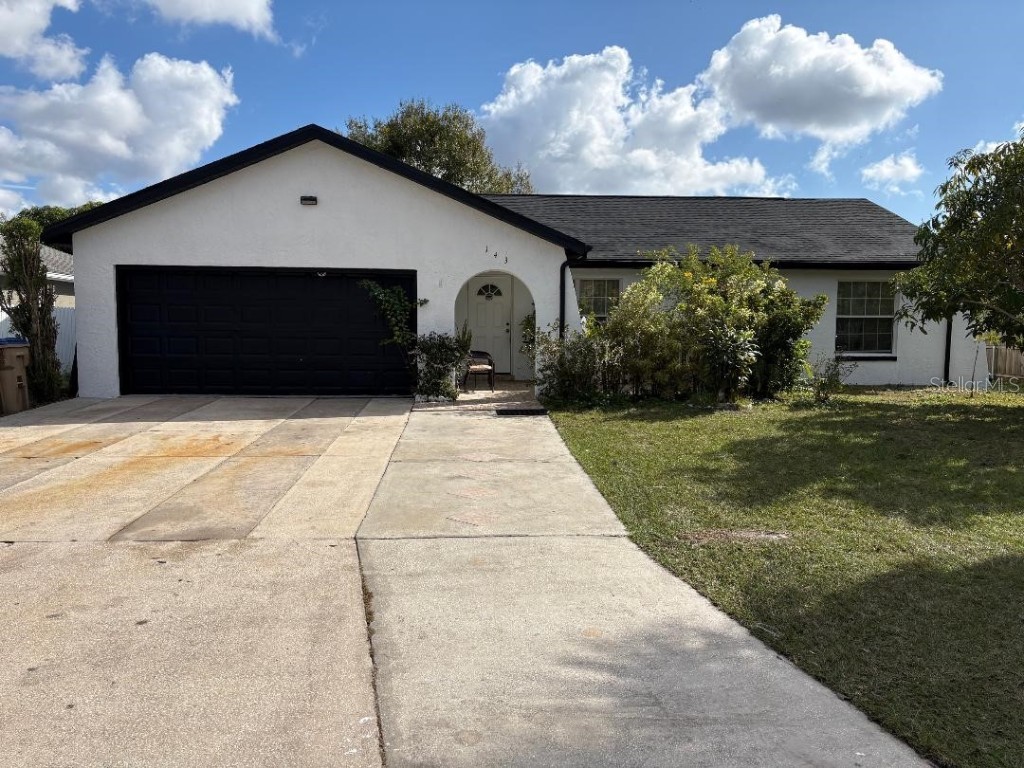 143 W Cedarwood Circle Kissimmee FL 34743 O6371397 image1