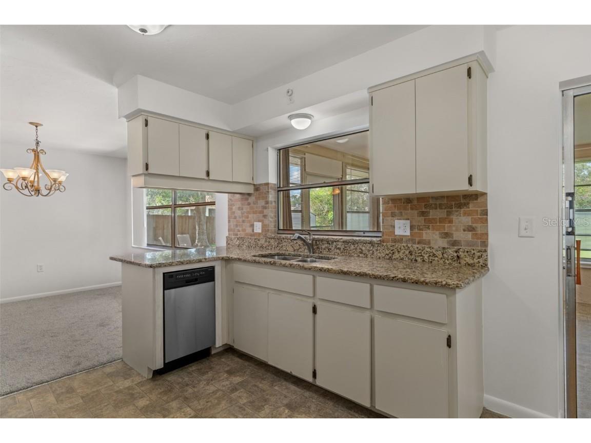 143 W Hollyfern Place Beverly Hills FL 34465 W7879219 image16