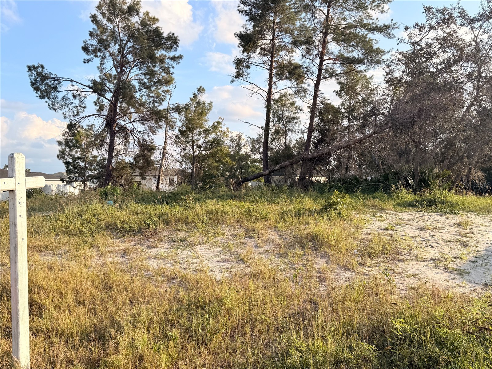 143 Zinnia Lane W Kissimmee FL 34759 O6365644 image1