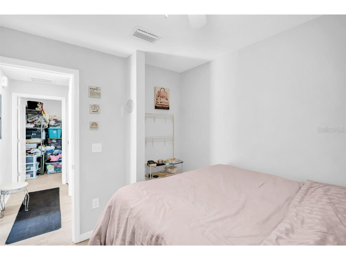 1430 29th Street S Saint Petersburg FL 33712 TB8416593 image32