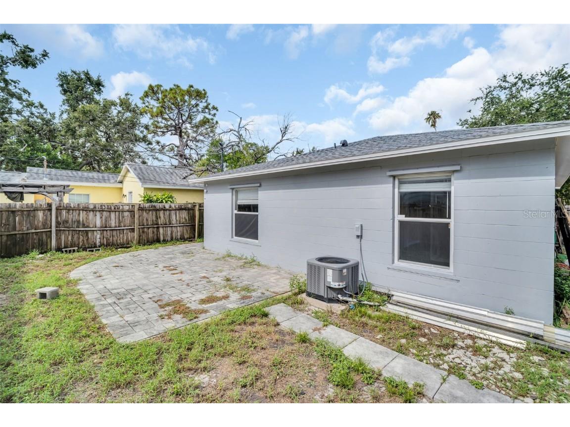 1430 29th Street S Saint Petersburg FL 33712 TB8417323 image21