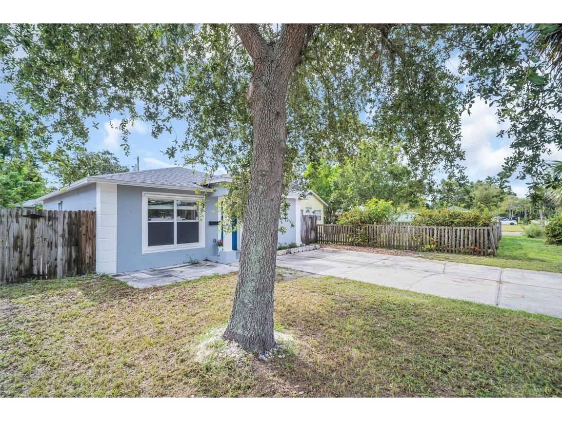 1430 29th Street S Saint Petersburg FL 33712 TB8417323 image48