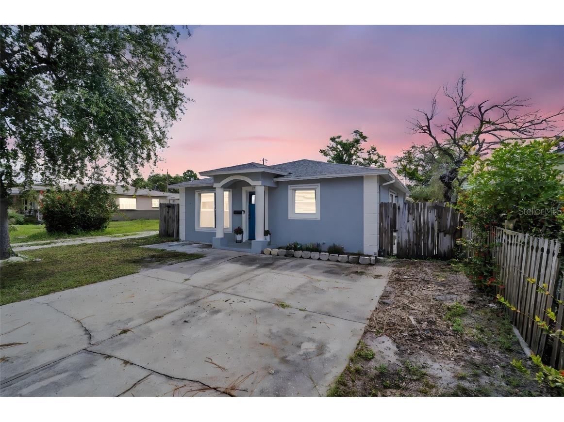 1430 29th Street S Saint Petersburg FL 33712 TB8417323 image50