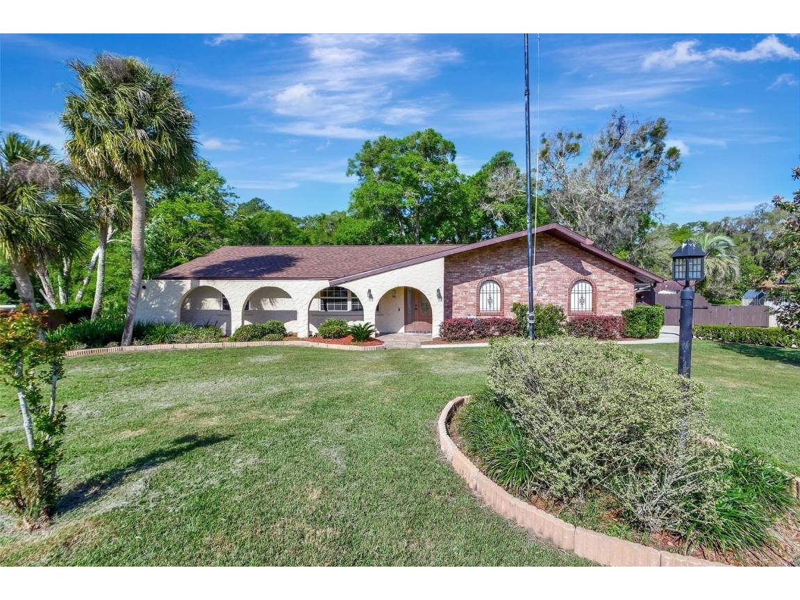1430 E Lemon Street Deland FL 32720 V4935680 image1