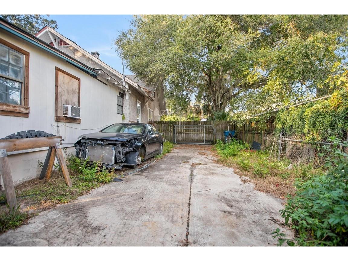 1430 E New York Avenue Deland FL 32724 V4946145 image28