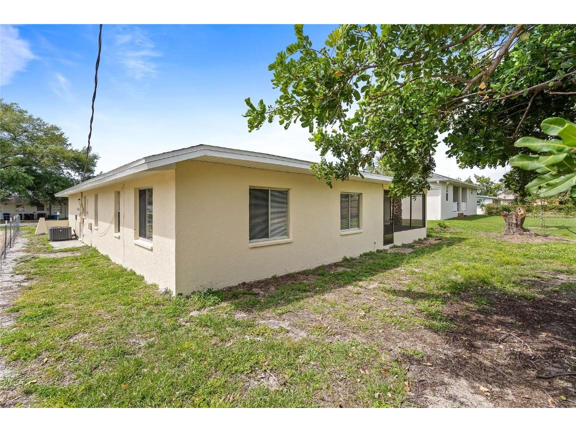 1430 Fairless Road Englewood FL 34223 N6132346 image33