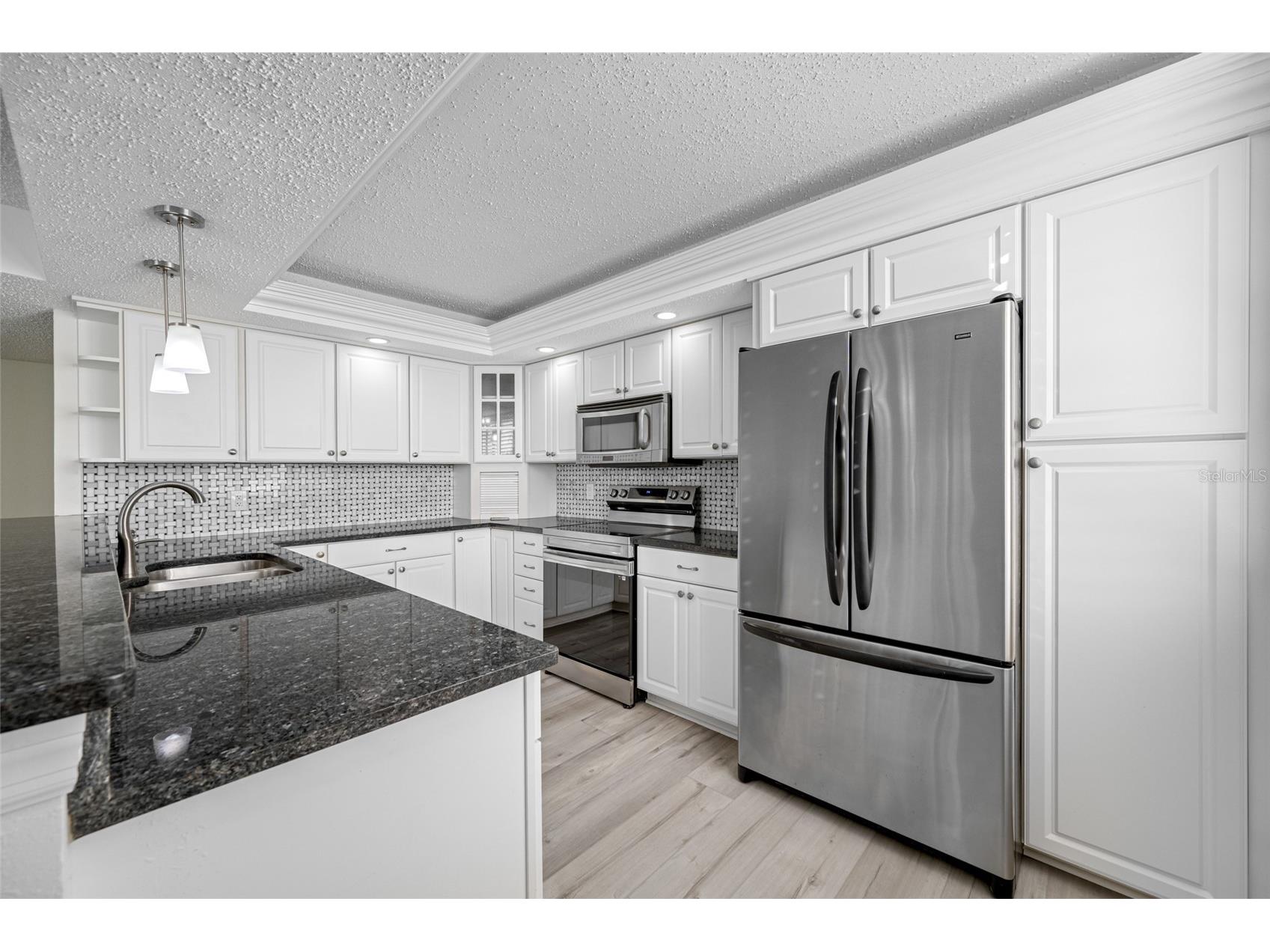 1430 Gulf Boulevard #204 Clearwater Beach FL 33767 TB8469166 image4