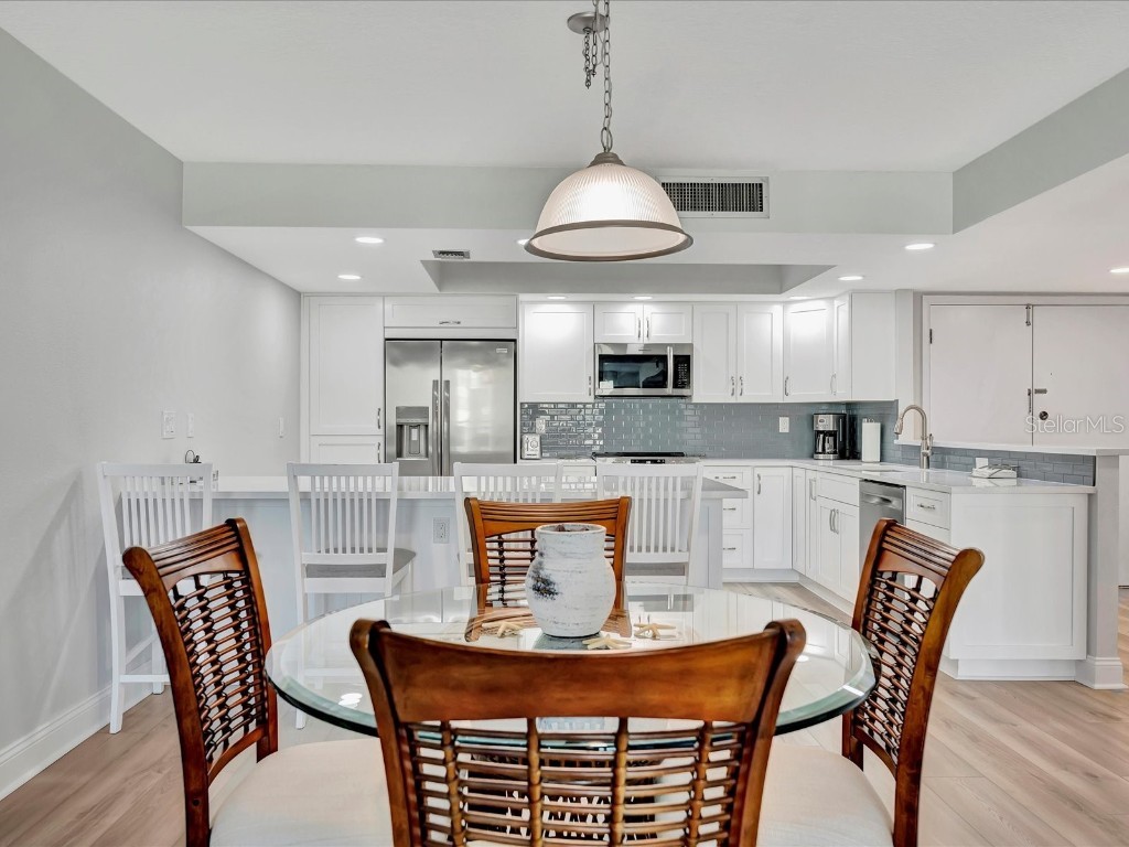 1430 Gulf Boulevard #612 Clearwater Beach FL 33767 TB8325044 image19