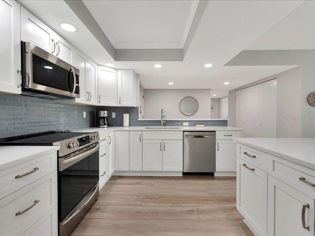 1430 Gulf Boulevard #612 Clearwater Beach FL 33767 TB8325044 image9