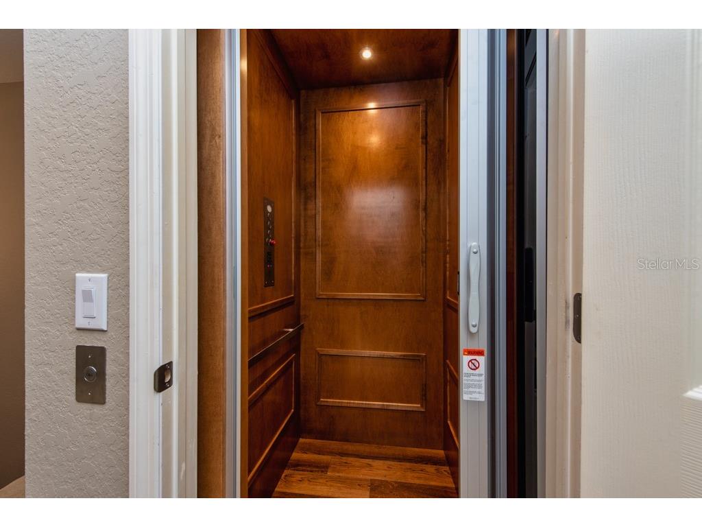 1430 Manatee Circle Tarpon Springs FL 34689 TB8477774 image32