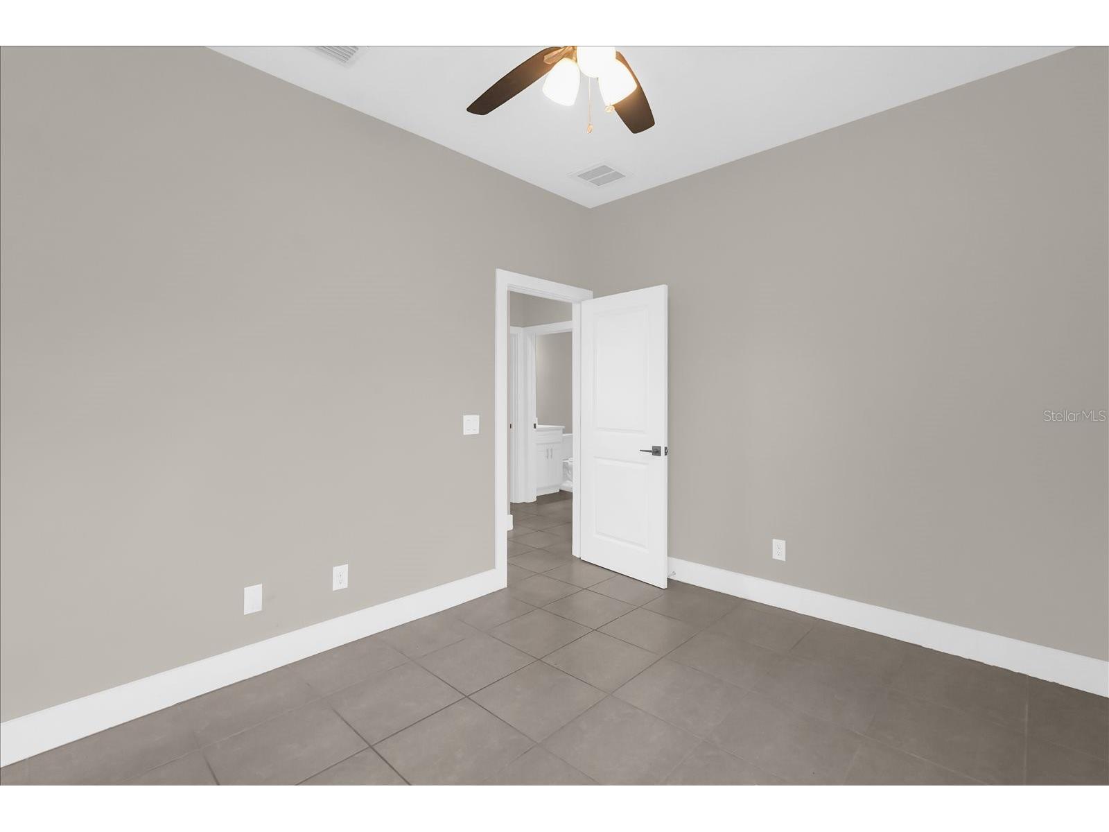 1430 Orlando Court Kissimmee FL 34759 O6405070 image17