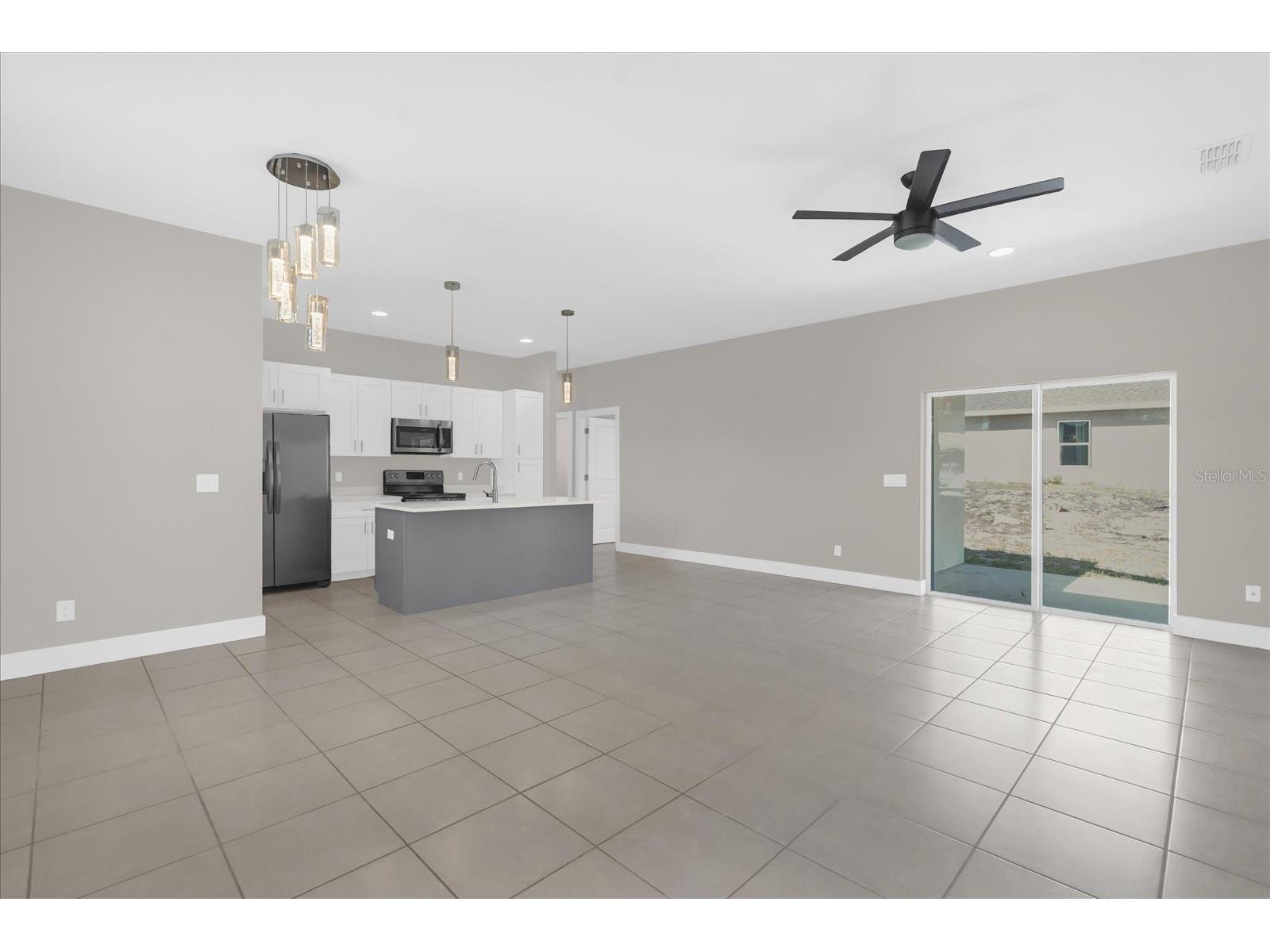 1430 Orlando Court Kissimmee FL 34759 O6405070 image2
