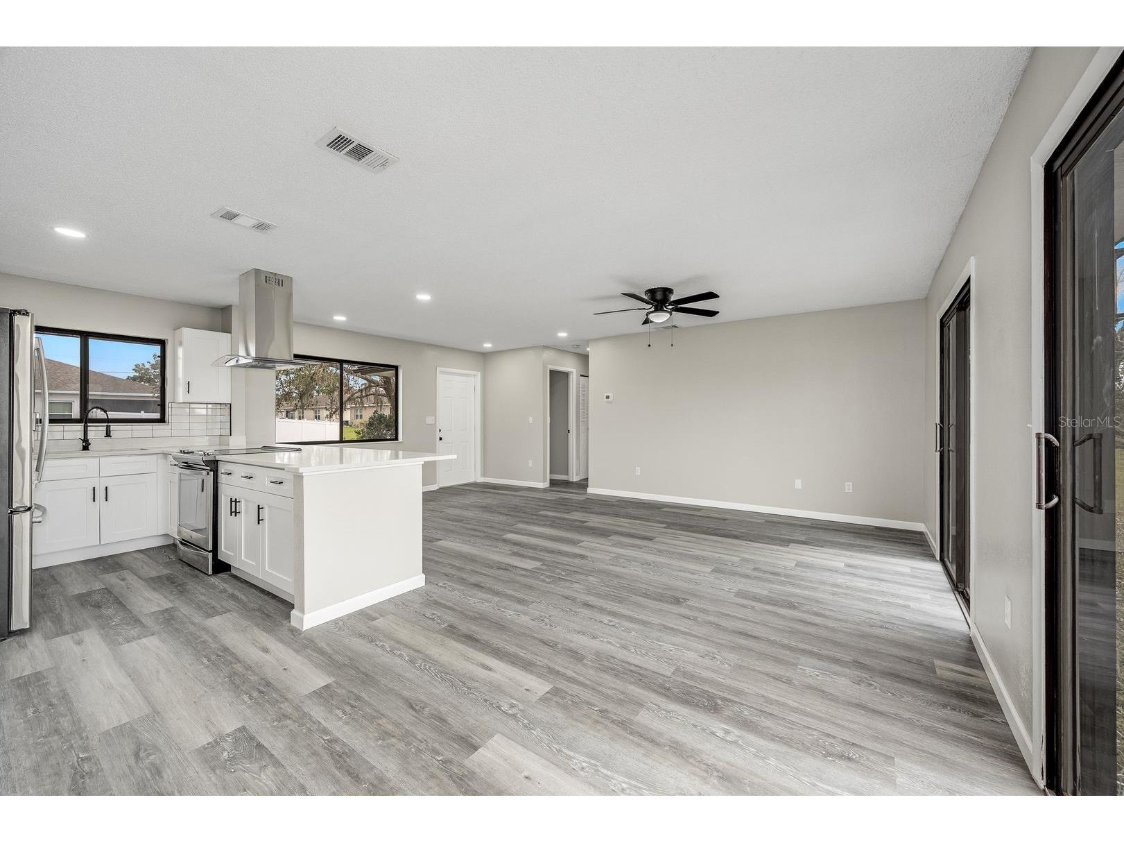 1430 Valerius Street SE Palm Bay FL 32909 O6403716 image5