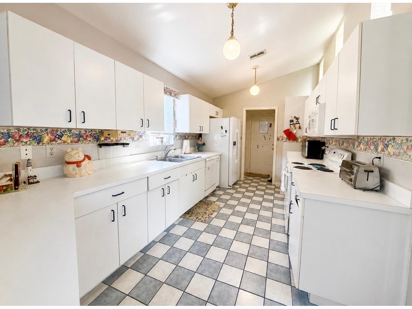 1430 Walden Oaks Place Plant City FL 33563 L4961922 image7