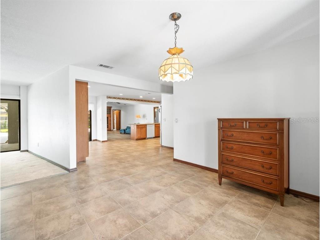 14301 Kellingrew Place Tampa FL 33624 T3547350 image1