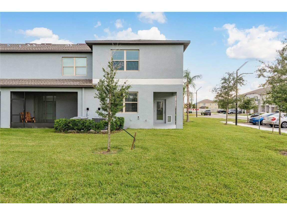 14302 Editors Note Street Ruskin FL 33573 TB8409338 image32