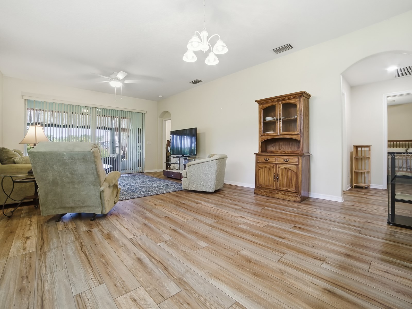 1431 Lake Villa Drive Tavares FL 32778 - LAKE SAUNDERS G5112586 image11