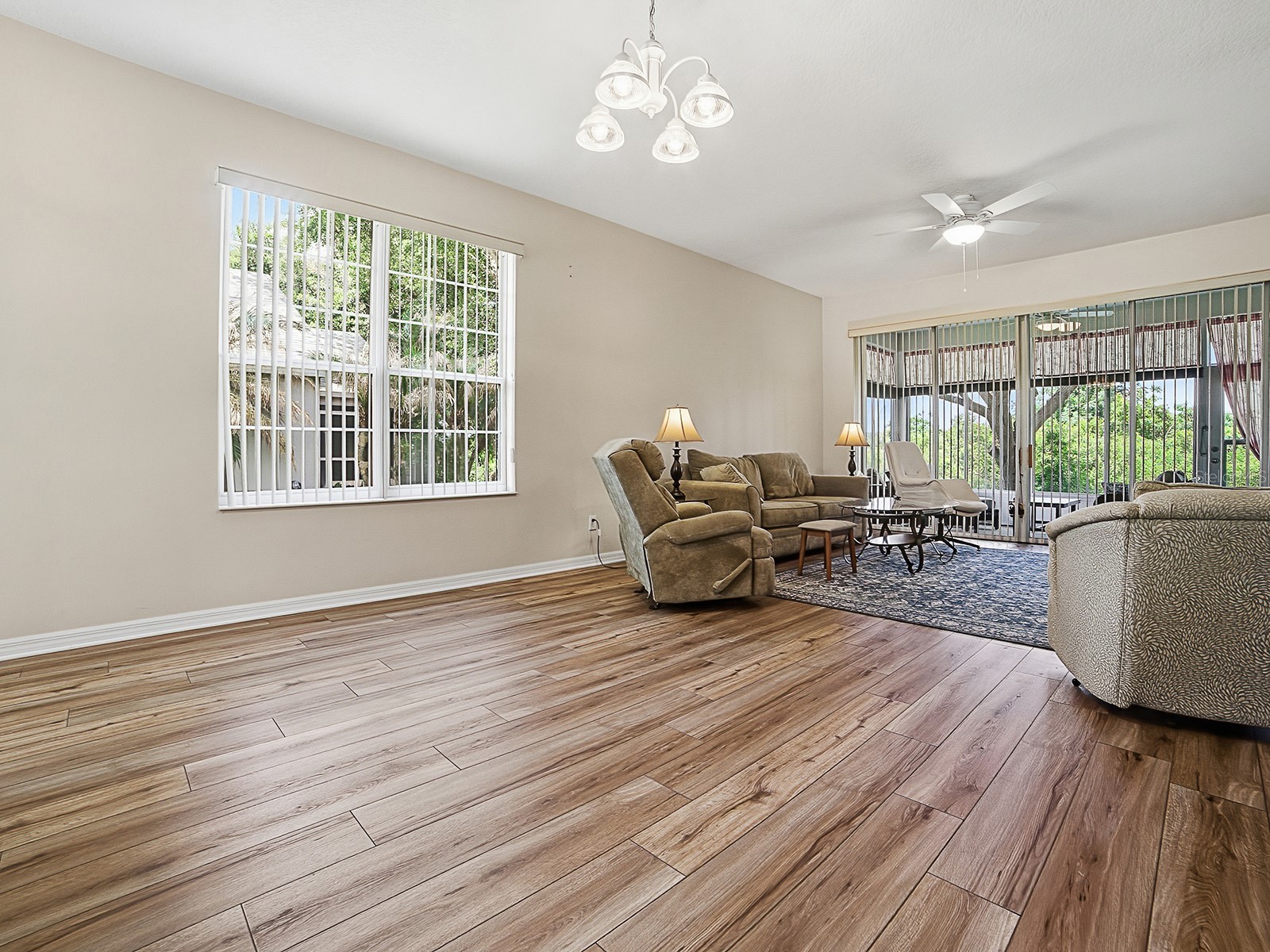 1431 Lake Villa Drive Tavares FL 32778 - LAKE SAUNDERS G5112586 image12