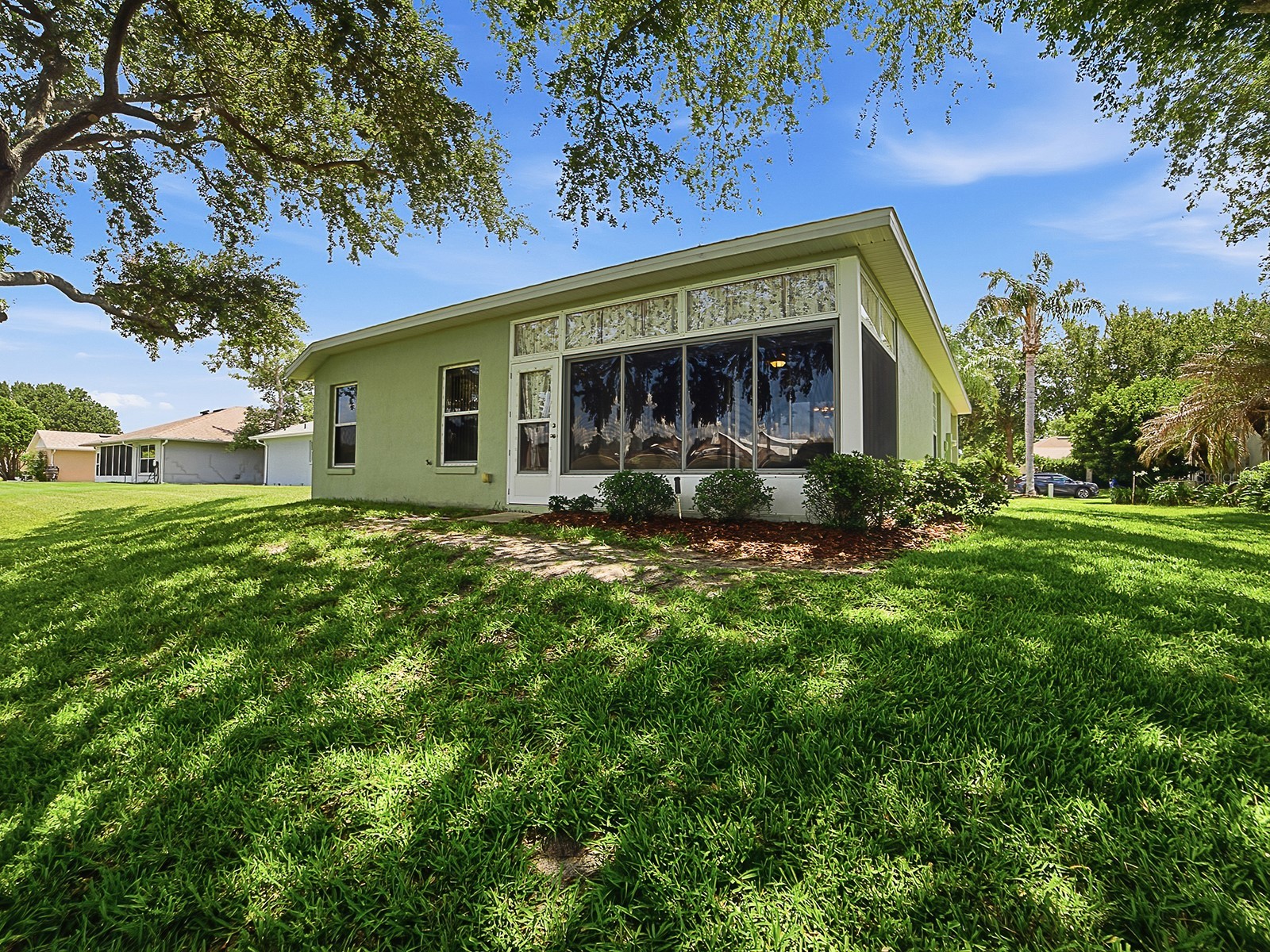 1431 Lake Villa Drive Tavares FL 32778 - LAKE SAUNDERS G5112586 image32