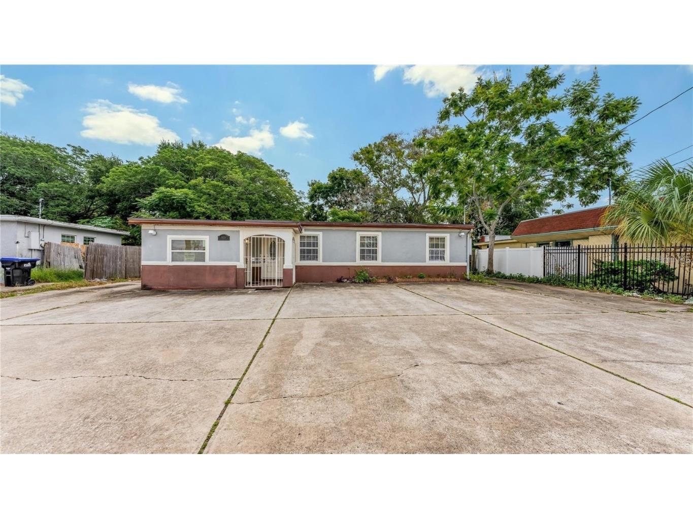 1431 N Pine Hills Road Orlando FL 32808 O6118690 image1