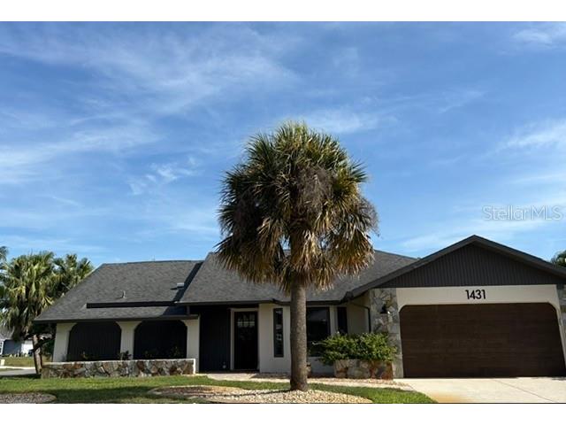 1431 Roosevelt Drive Venice FL 34293 W7886029 image1