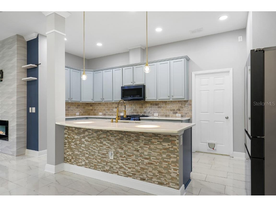 14310 Barrington Stowers Drive Lithia FL 33547 TB8424399 image5