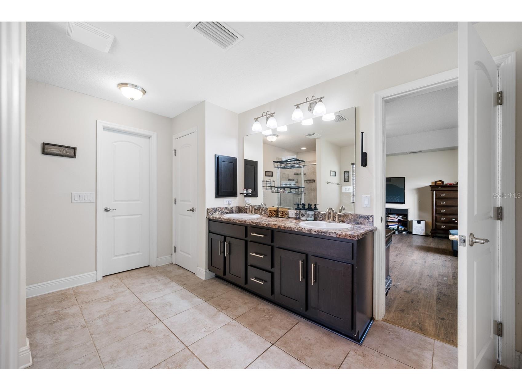 14311 Hill Country Lane Dade City FL 33525 TB8522598 image33