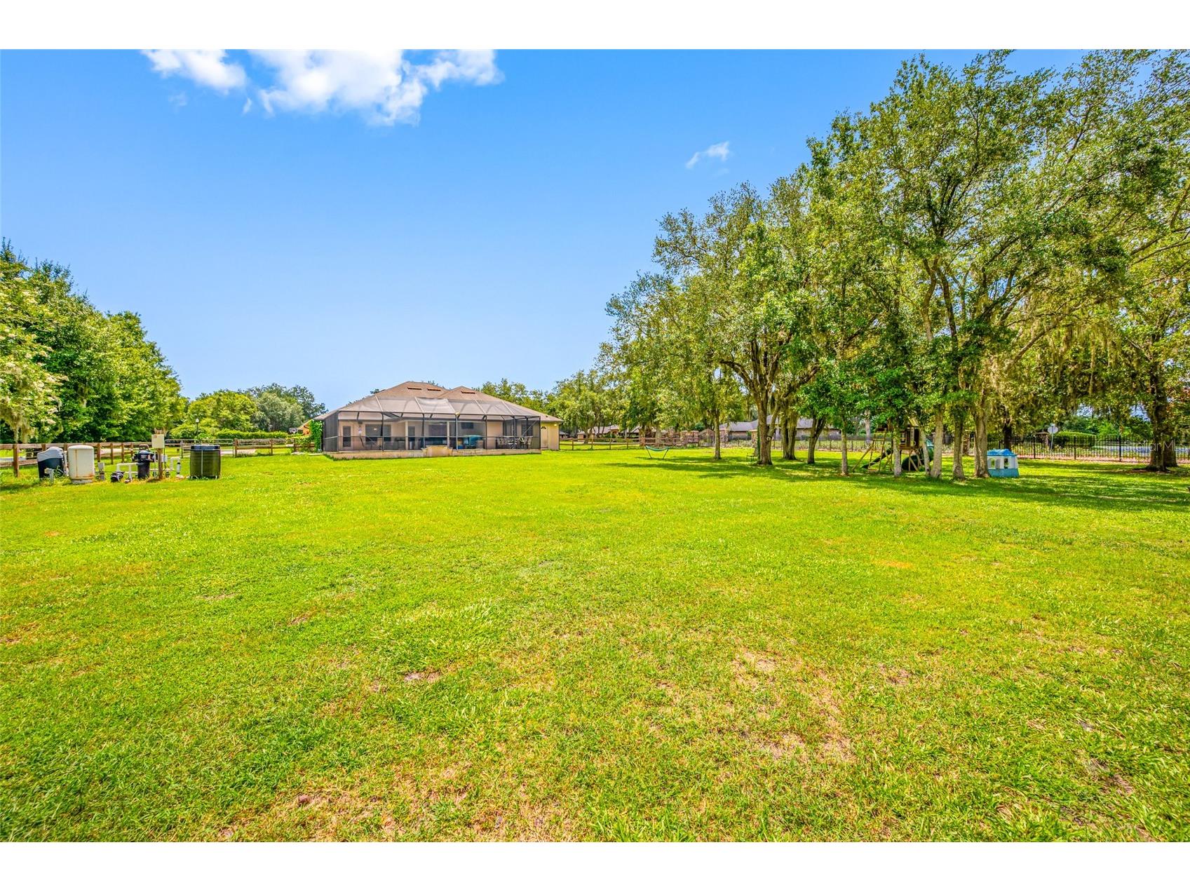 14311 Hill Country Lane Dade City FL 33525 TB8522598 image58