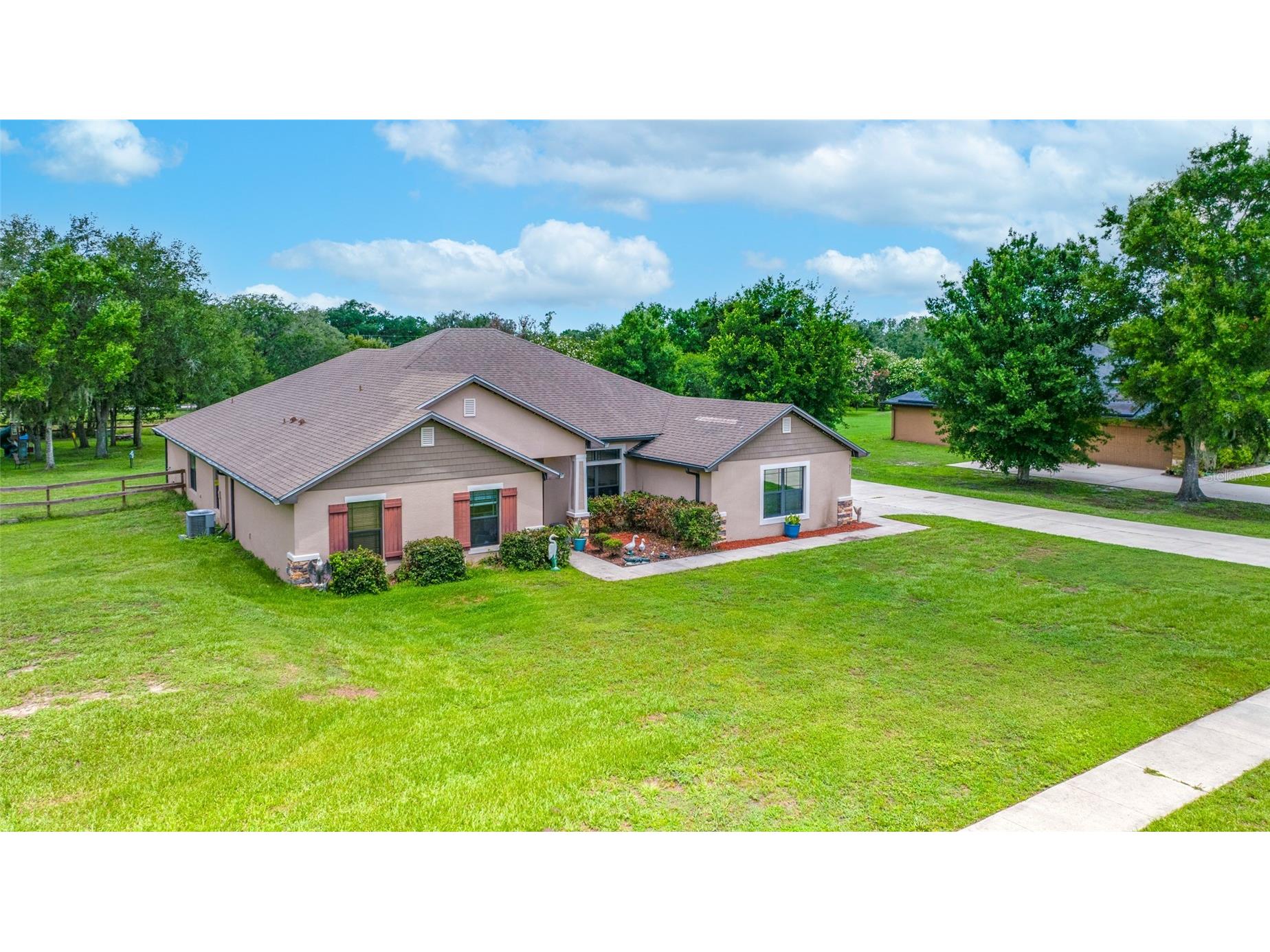 14311 Hill Country Lane Dade City FL 33525 TB8522598 image81