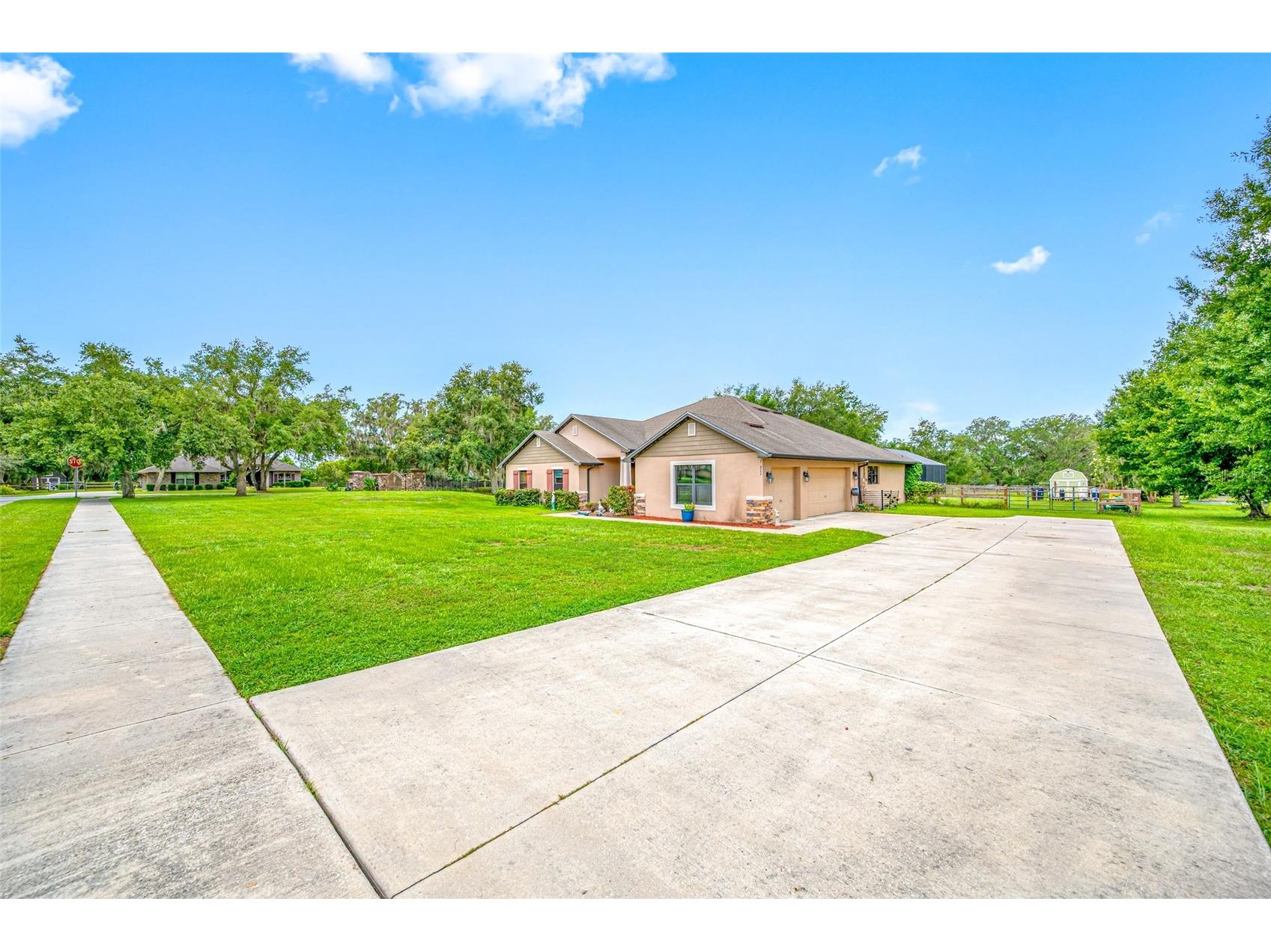 14311 Hill Country Lane Dade City FL 33525 TB8522598 image83