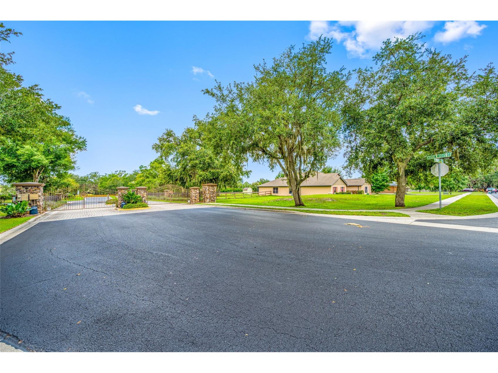 14311 Hill Country Lane Dade City FL 33525 TB8522598 image85