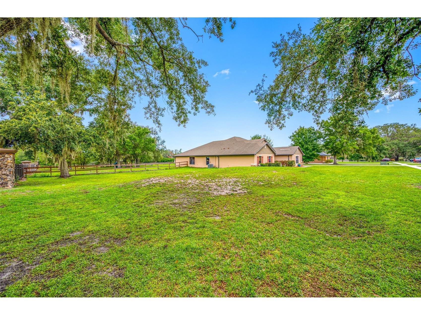 14311 Hill Country Lane Dade City FL 33525 TB8522598 image86