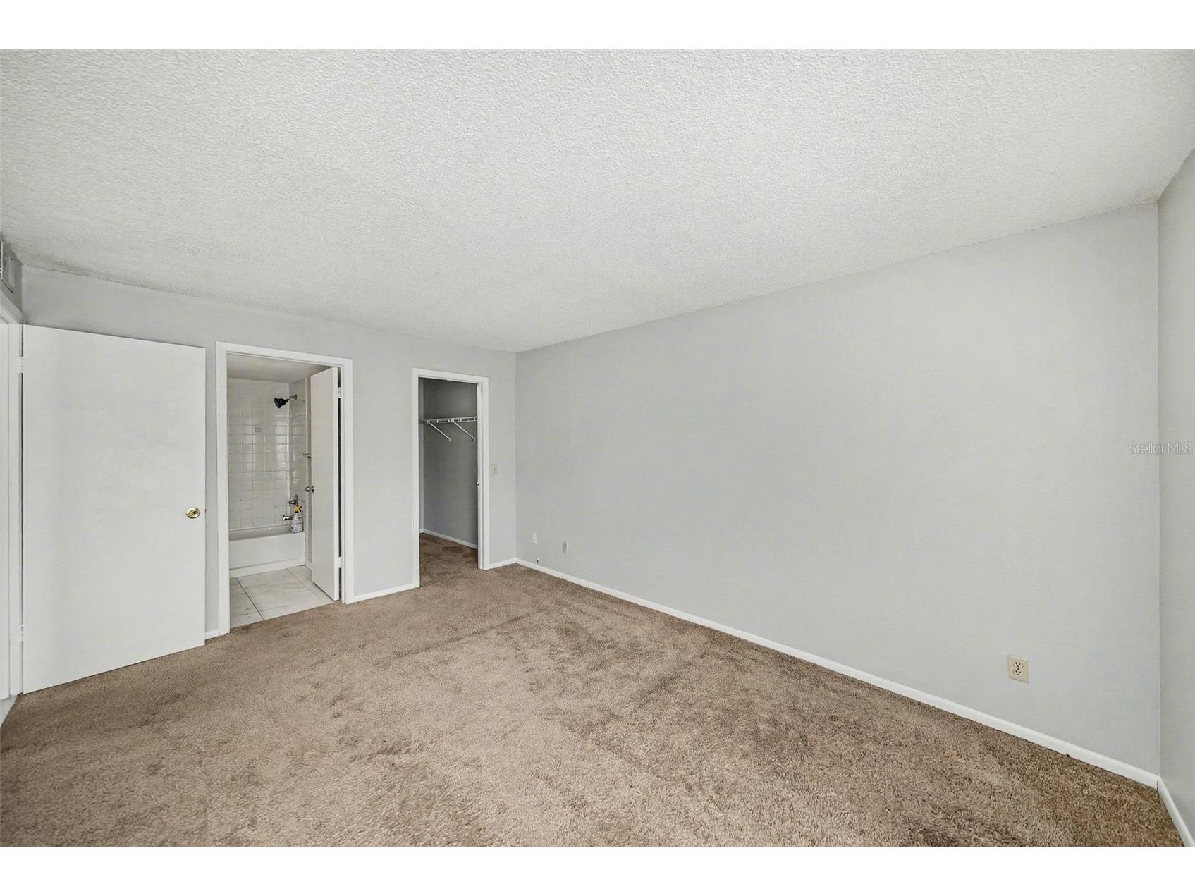 14312 Hanging Moss Circle #101 Tampa FL 33613 TB8466595 image17
