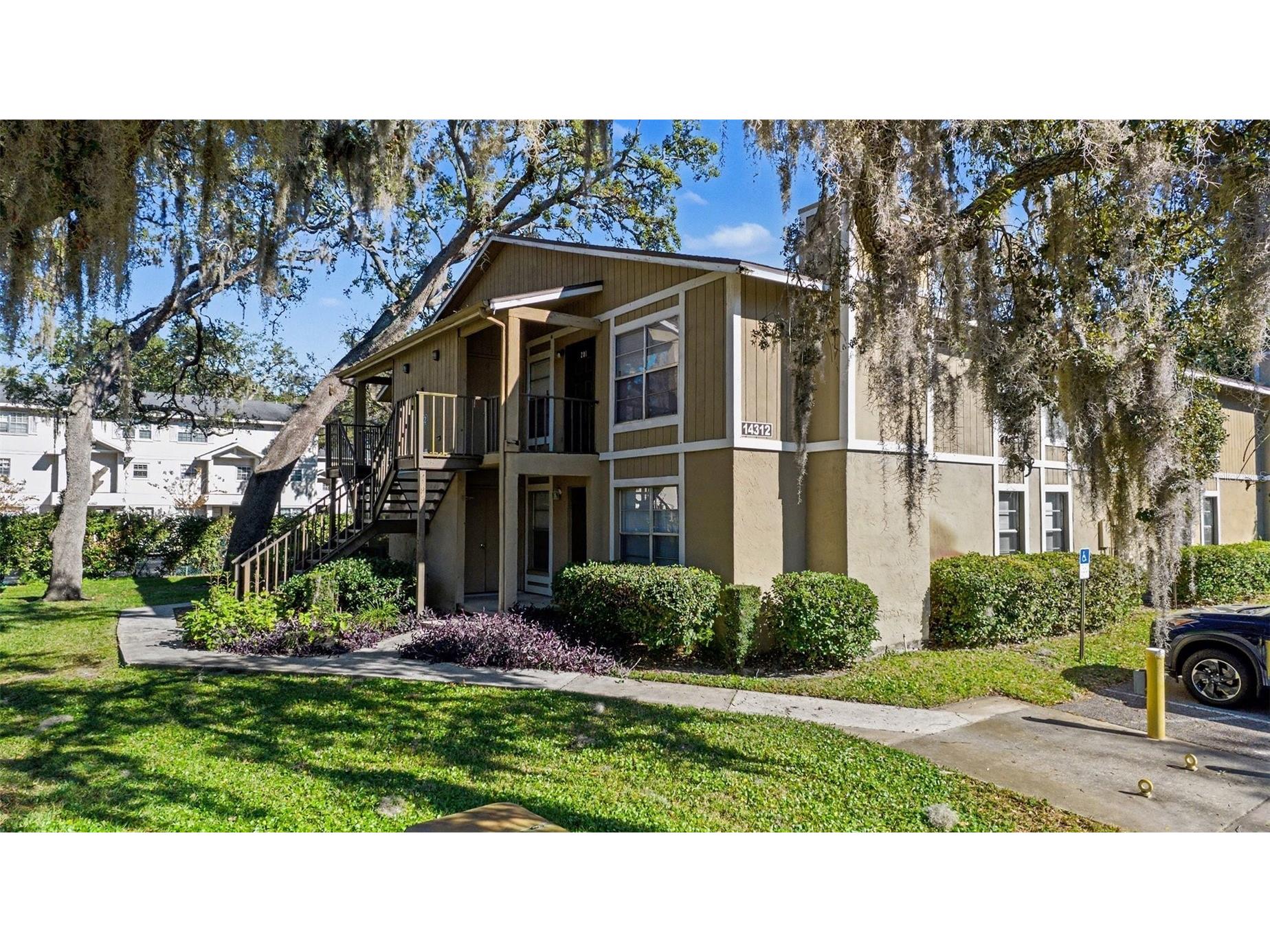14312 Hanging Moss Circle #101 Tampa FL 33613 TB8466595 image32