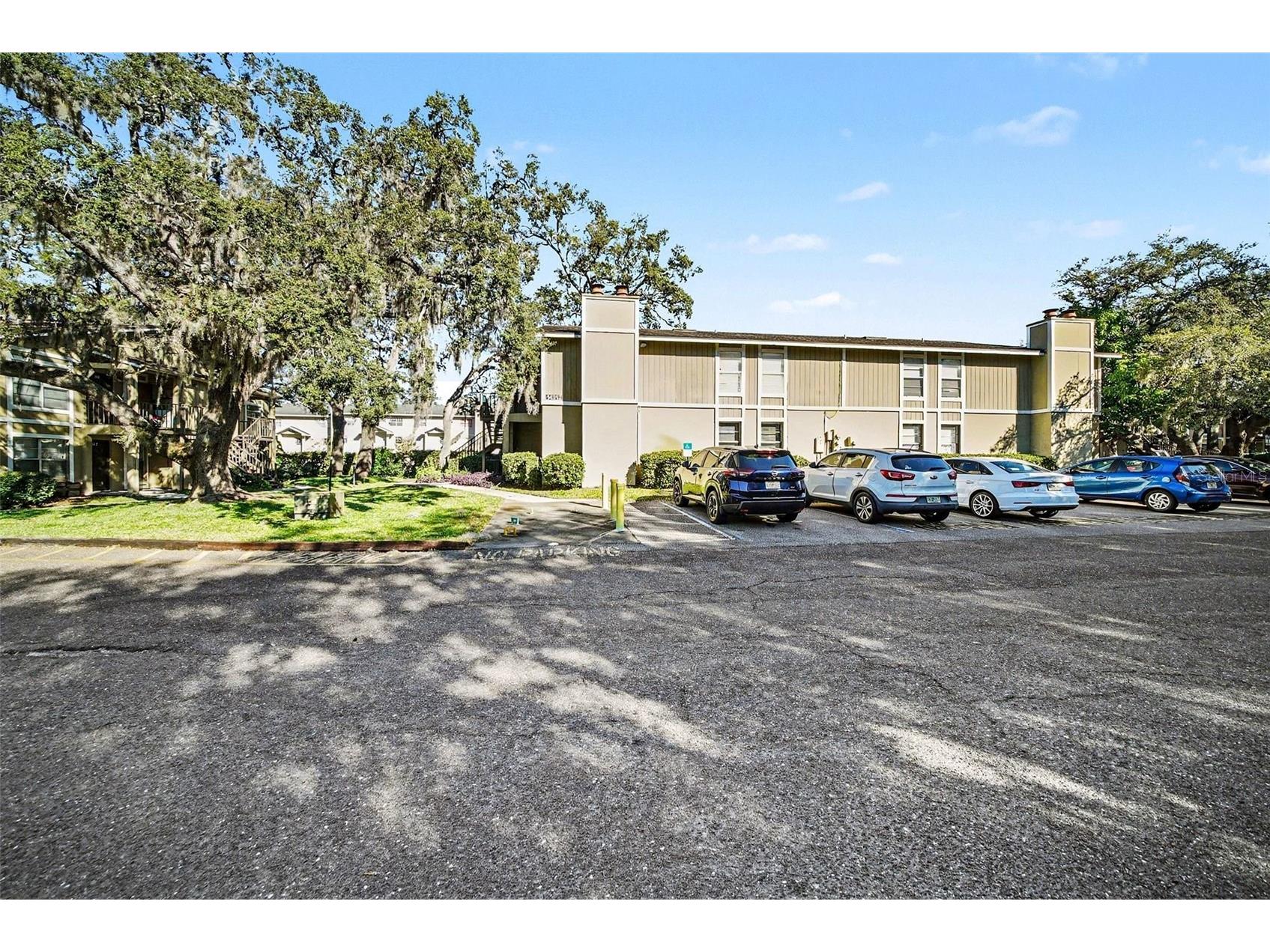 14312 Hanging Moss Circle #101 Tampa FL 33613 TB8466595 image4