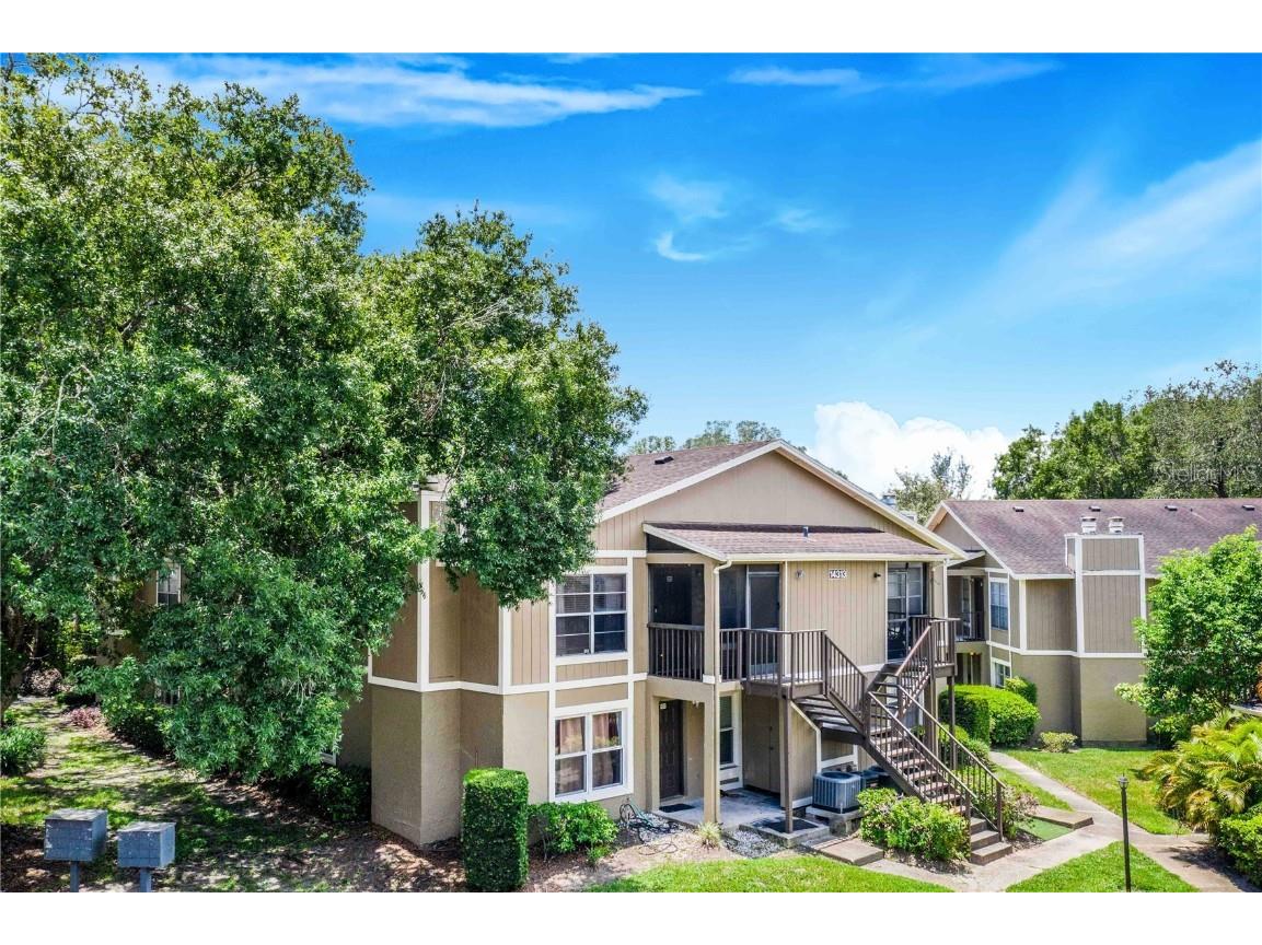 14313 Hanging Moss Circle #202 Tampa FL 33613 L4946284 image1