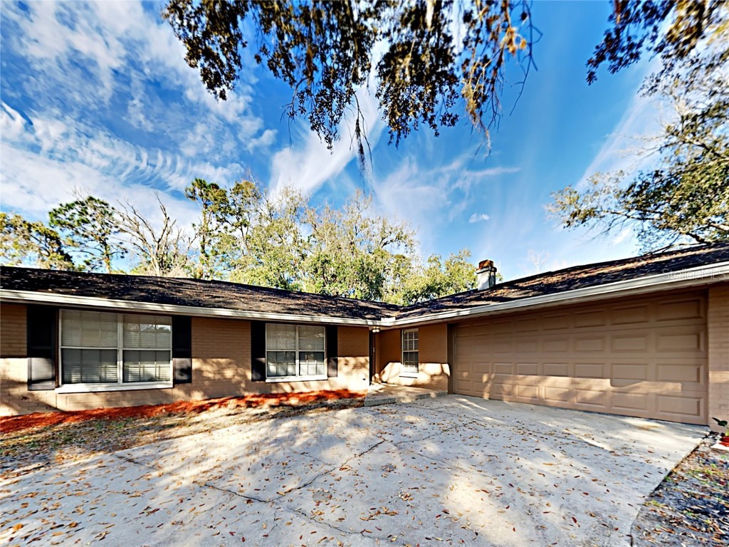 14314 Ravenwood Lane Tampa FL 33618 T3430261 image1