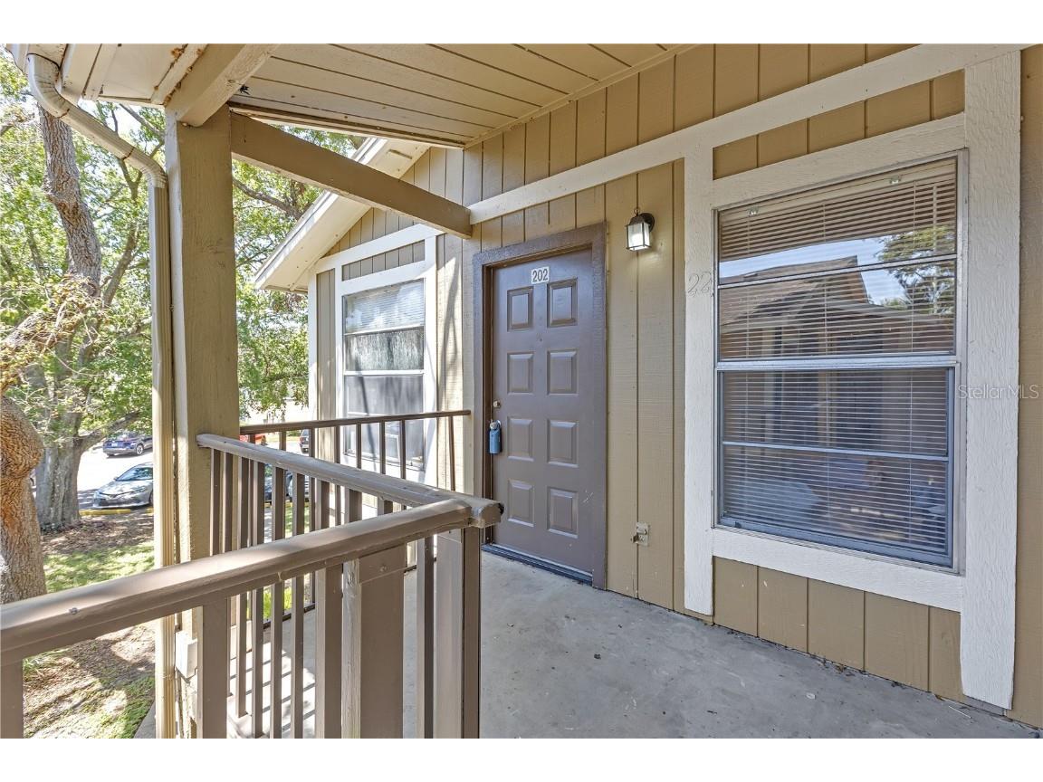 14317 Hanging Moss Circle #202 Tampa FL 33613 TB8382330 image2