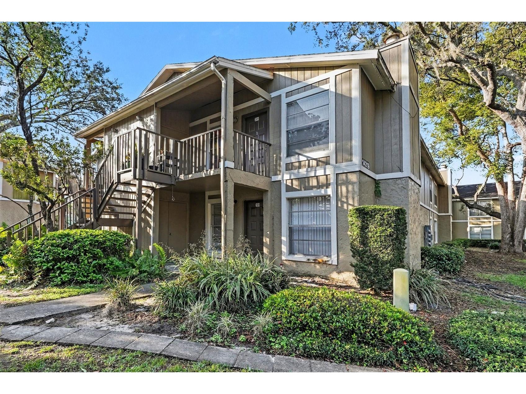 14319 Hanging Moss Circle #101 Tampa FL 33613 TB8485608 image1