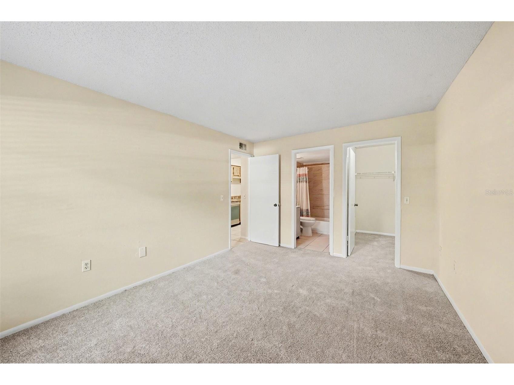 14319 Hanging Moss Circle #101 Tampa FL 33613 TB8485608 image25
