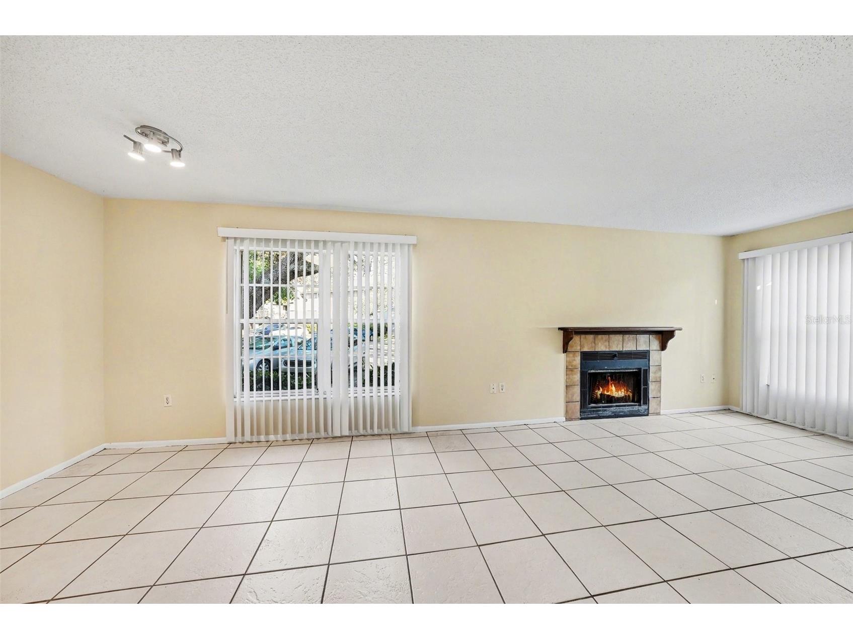 14319 Hanging Moss Circle #101 Tampa FL 33613 TB8485608 image8